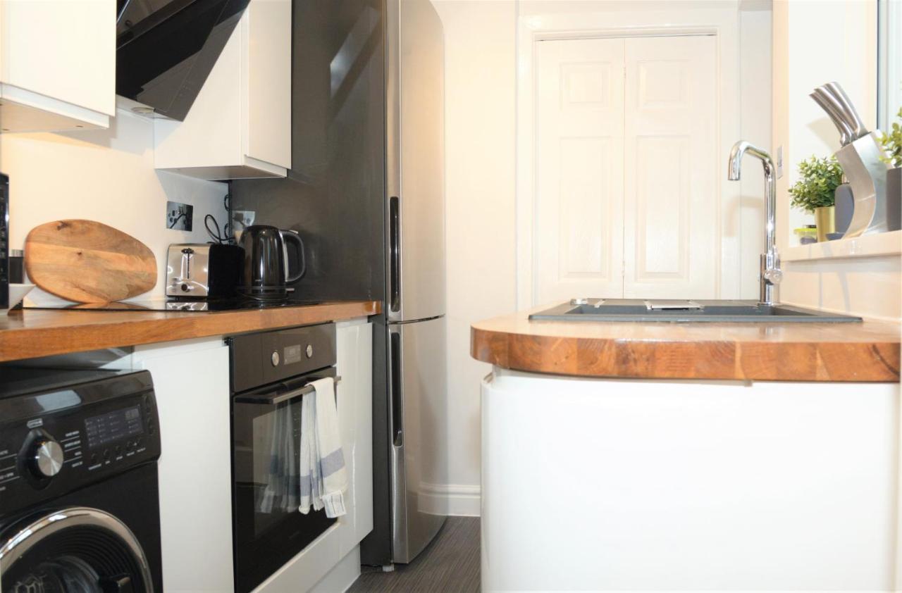 Florence House Villa Wrexham Dış mekan fotoğraf