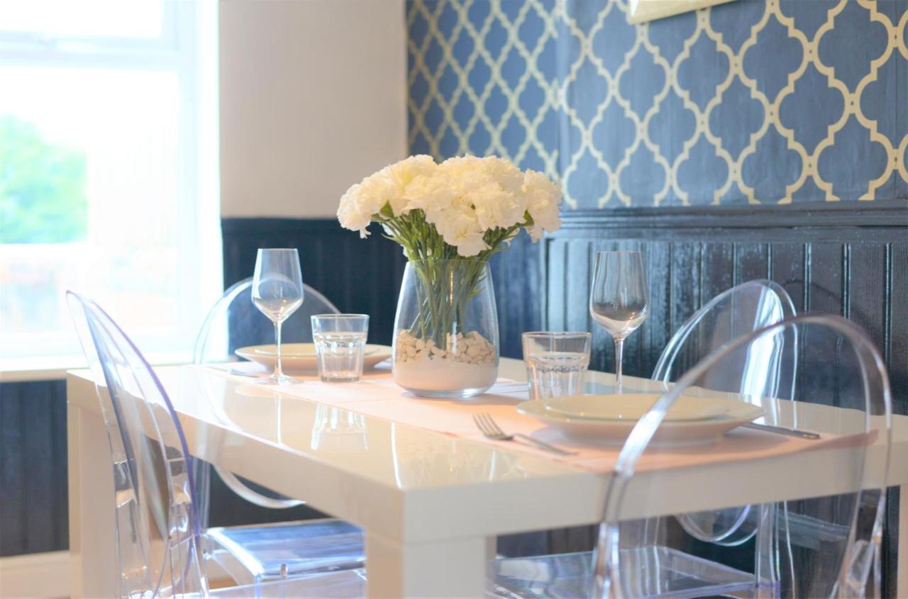 Florence House Villa Wrexham Dış mekan fotoğraf